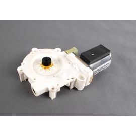 Genuine Front Right Window Lift Drive Motor 67 62 6 931 670 buy in USA