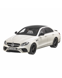 Mercedes-AMG Kollektion E 63 S 4Matic+ W213 Modellauto, designo diamantweiß bright, 1:18 buy in USA