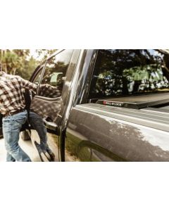 Roll-N-Lock 17-19 Ford F-250/F-350 Super Duty SB 80-3/8in A-Series Retractable Tonneau Cover buy in USA