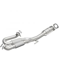 Magnaflow Conv DF 2011-2014 Maxima 3.5 L Underbody buy in USA