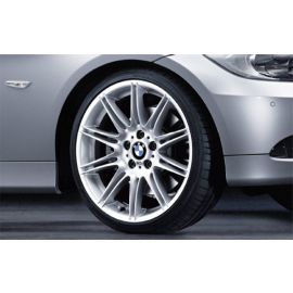 Буковый диск 19" M Double-Spoke 225 задний 36 11 8 037 142, оригинал BMW, для 3 серии E90, новая деталь, 2 года гарантии.