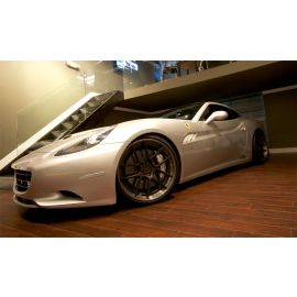 Ferrari California - DMC Carbon Fiber Side Skirts