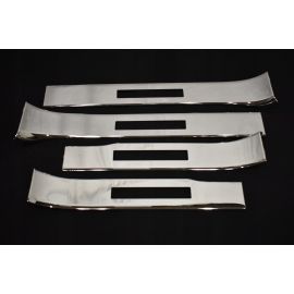 Rolls Royce Cullinan Black Badge Chrome Door Sill Scuff Trim Covers Illuminated