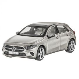 Mercedes-Benz Kollektion A-Klasse, Kompaktlimousine, Progressive Line, W177, mojavesilber, 1:43