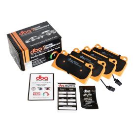 DBA Тормозные колодки XP650 для Toyota Tacoma 2015, высокая производительность, оптимизировано для 4WD, совместимость с Lexus и Tacoma.