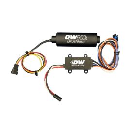 Deatschwerks DW650iL 650LPH Бесщеточный Внешний Топливный Насос (PWM) 9-650-C103