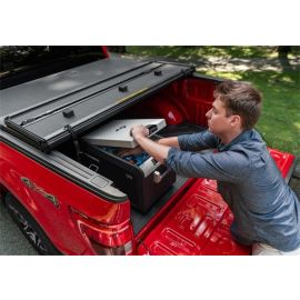 Extang 16-23 Toyota Tacoma (5ft. 1in. Bed) Solid Fold ALX