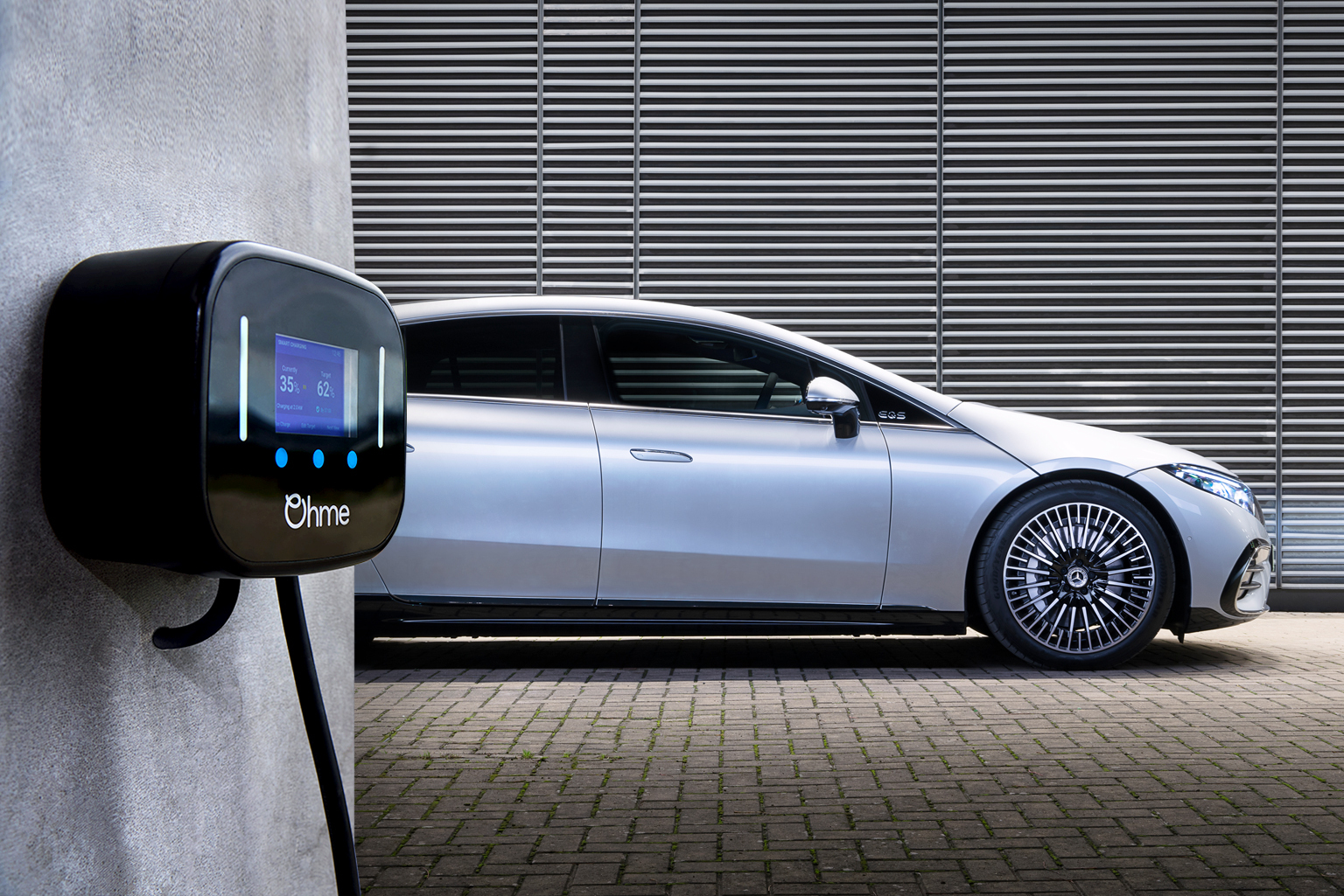 Genuine Electric Vehicle Charging Stations: Efficiency, Innovation, and Sustainability